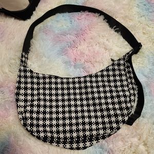 Baggu medium Cresent crossbody houndstooth